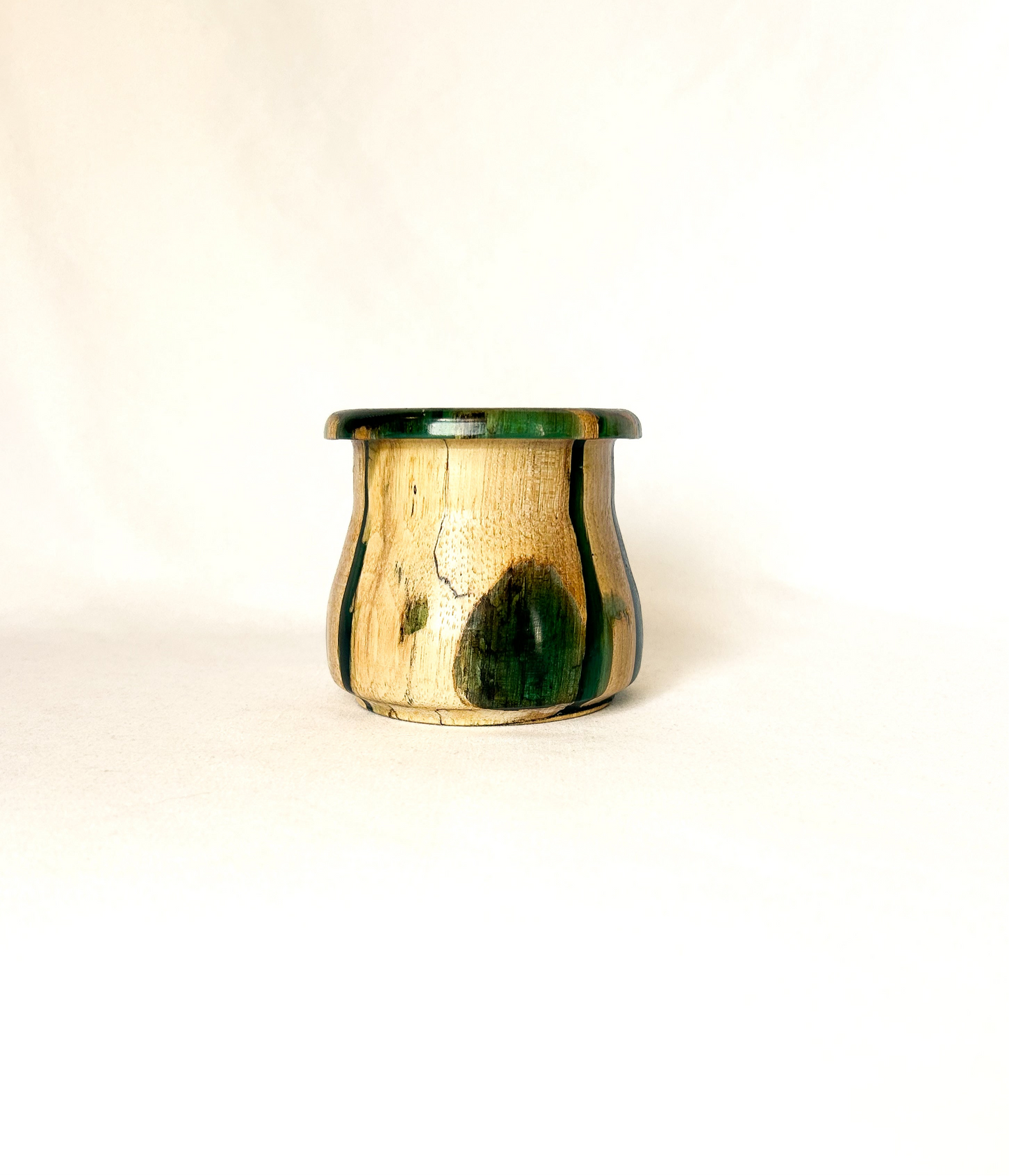 Resin/Hickory Deco Dish